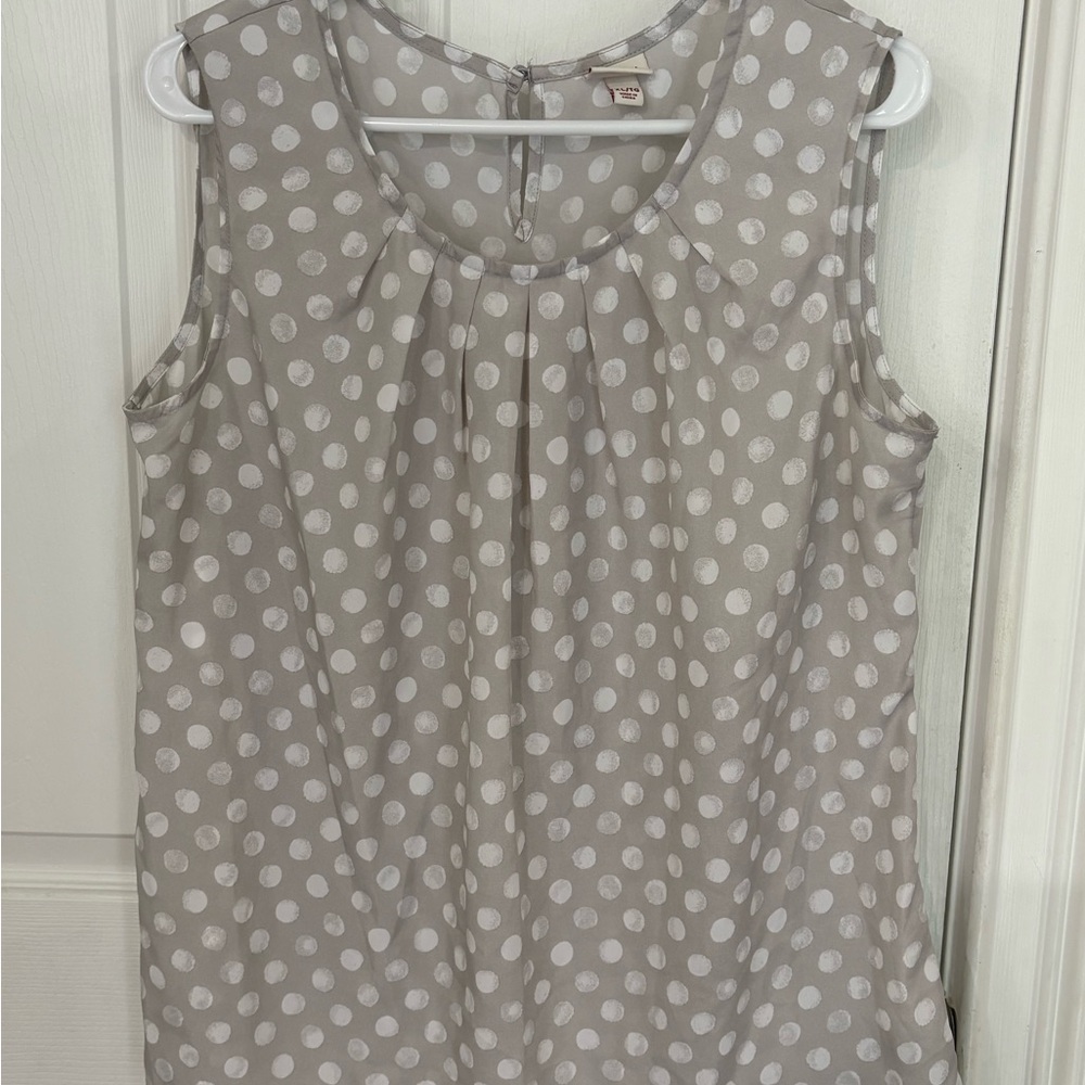 Polka Dot Sleeveless Blouse - Gray